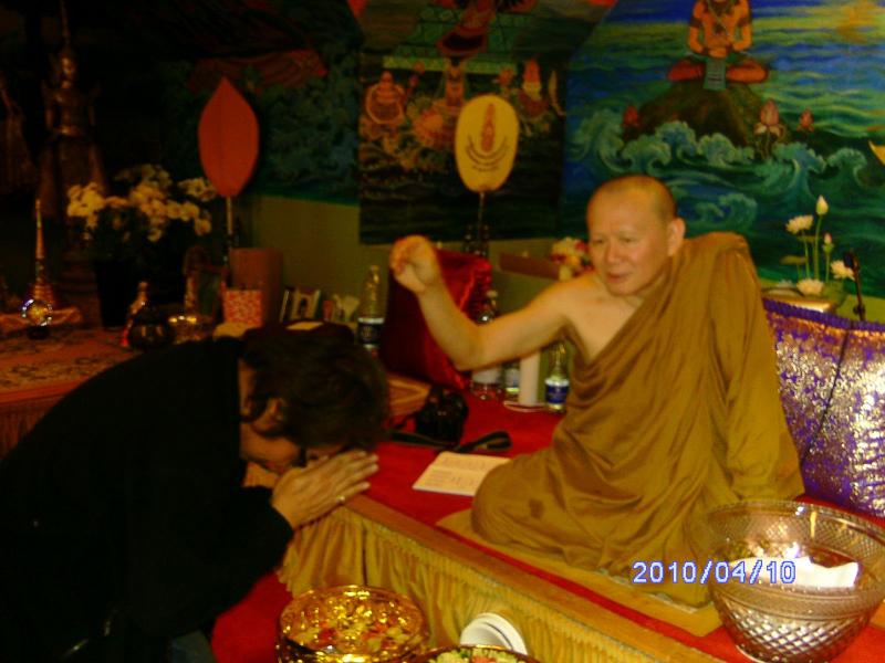 2010.04.10-songkran-dragoer[57].jpg